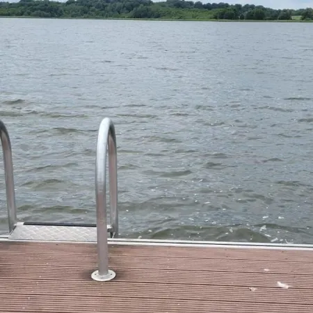 Gutshof-penthouse-wohnung- Seeblick Klein Upahl