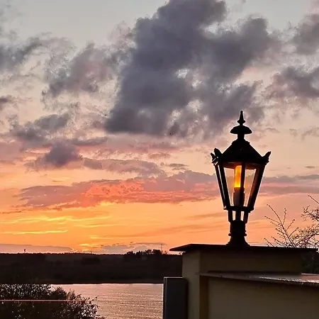 Appartement Gutshof-penthouse-wohnung- Seeblick Klein Upahl