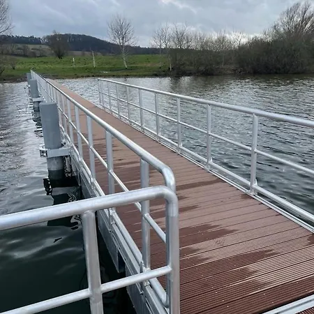 Gutshof-penthouse-wohnung- Seeblick Klein Upahl