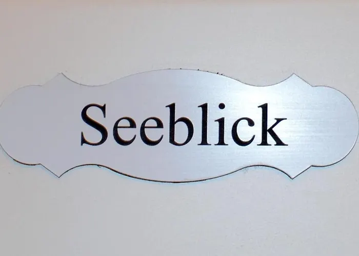 Gutshof-penthouse-wohnung- Seeblick Apartment