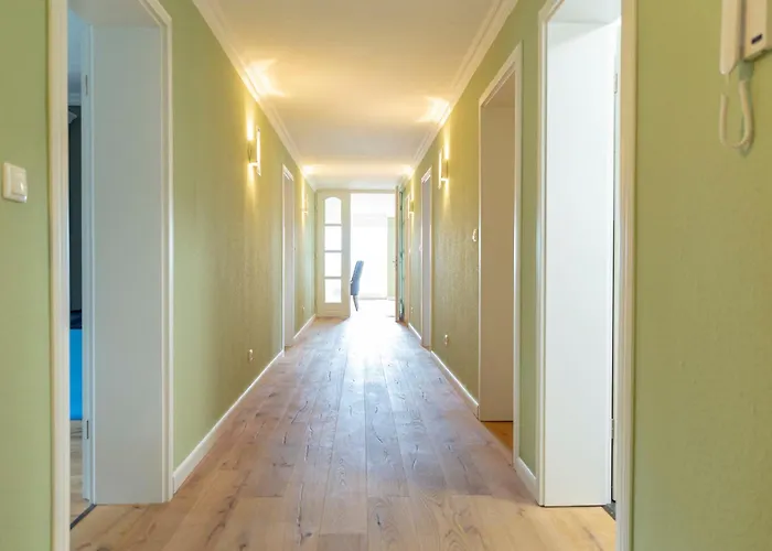 Gutshof-penthouse-wohnung- Seeblick Apartment Klein Upahl